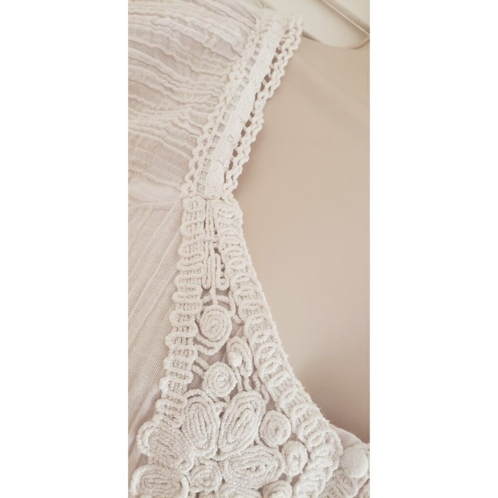 NWT GUESS CIEL WHITE CROCHET-TRIM A-LINE DRESS SZ SMALL - Picture 5 of 9